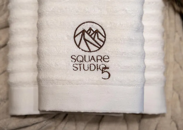 Apartamento Square 5 *